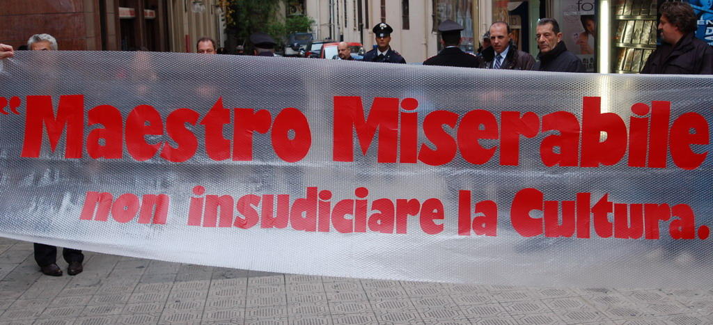 Uno degli striscioni della 