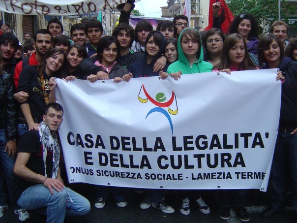La Casa della Legalità di Lamezia alla mobilitazione contro le navi dei veleni