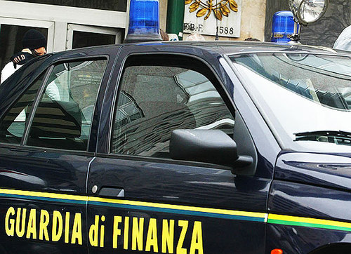 Guardia di Finanza in azione contro i boss del bingo