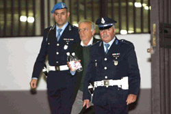 Fedrazzoni agli arresti, insieme a Francesca, Casagrande, Alessio e Profiti