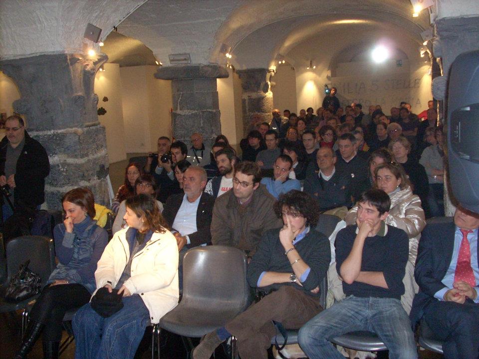Avviso ai mafiosi: le vostre minacce non ci fermeranno, nel mirino siete voi!