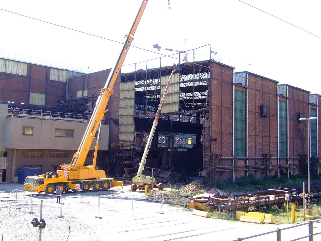 Demont nel Cantiere di Cornigliano