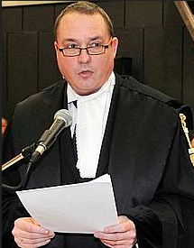 Avv. Stefano SAVI
